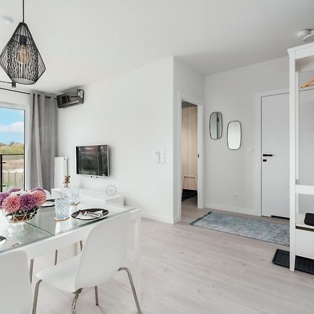 Stara Cegielnia Lake View Apartment By Renters Prestige พอซนาน ภายนอก รูปภาพ