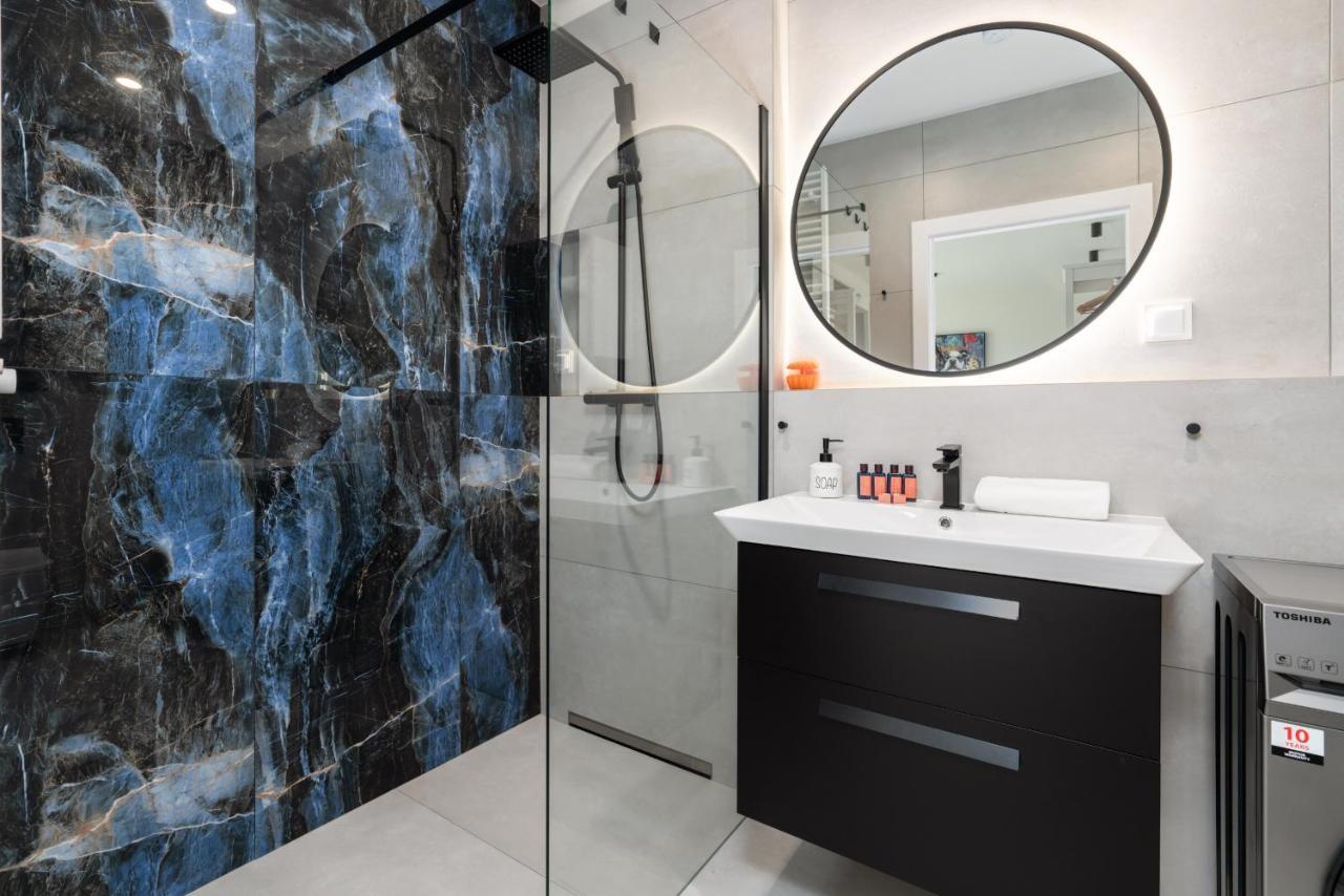 Stara Cegielnia Lake View Apartment By Renters Prestige พอซนาน ภายนอก รูปภาพ